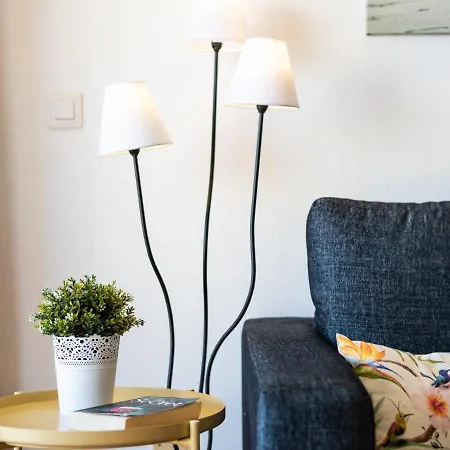 32 Bright Copacabana Ocean View Free Wifi Apartment