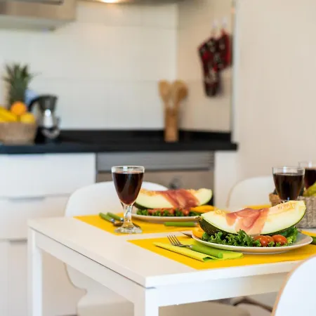 32 Bright Copacabana Ocean View Free Wifi Apartment *